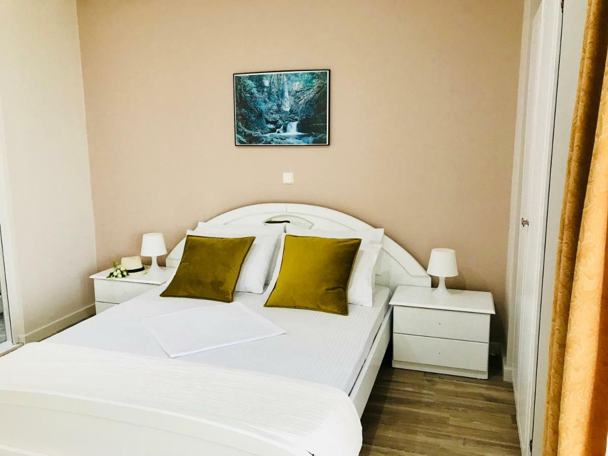 Joy Hotel Sarandë Exteriér fotografie