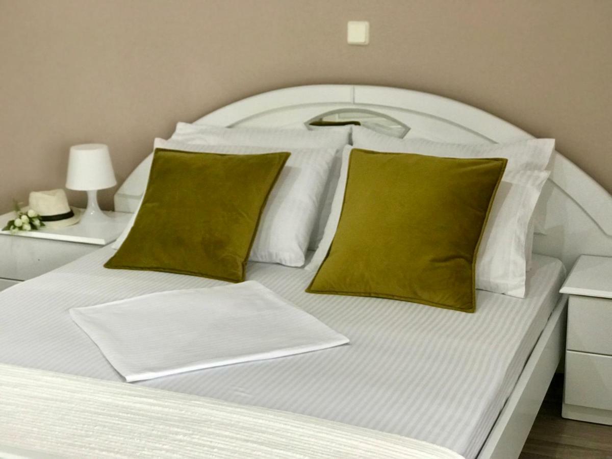 Joy Hotel Sarandë Exteriér fotografie