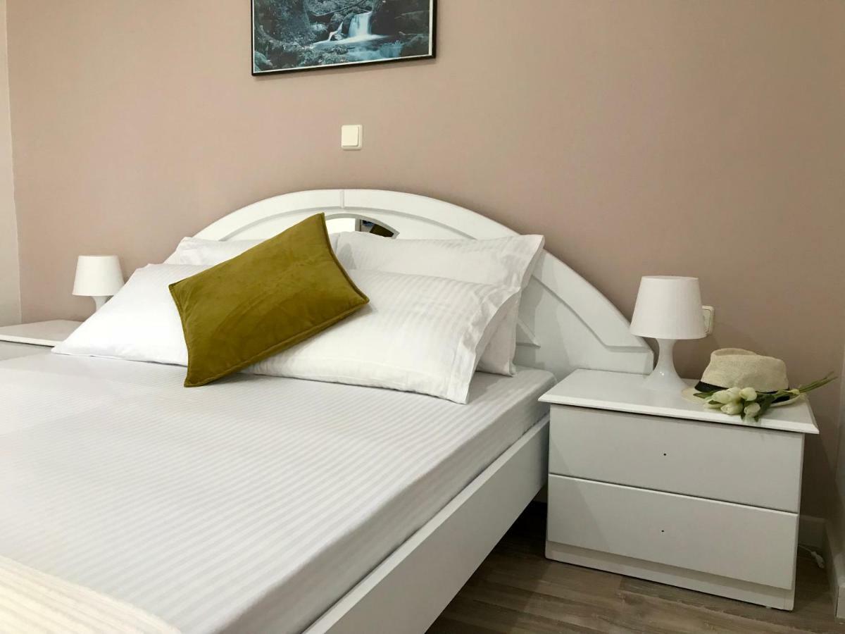 Joy Hotel Sarandë Exteriér fotografie
